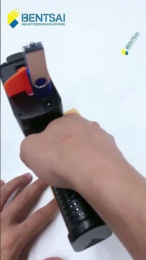 Unleash Creativity Anywhere: Bentsai Handheld Printer Masters All Surfaces!