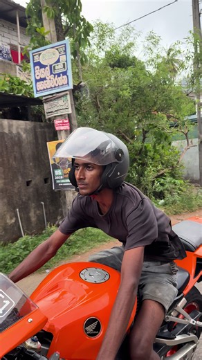 Sixxy 🧡🤭#cbr600rr