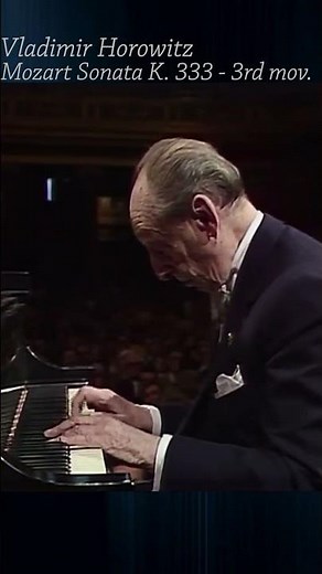 Horowitz plays Mozart Sonata K. 333