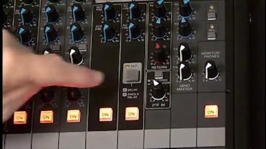 Yamaha MGP16X 16-Channel Mixer