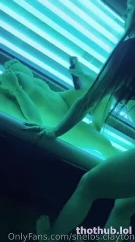 WoodBabee & Shelbs Clayton Lesbian Tanning Bed