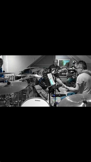 Old rehearsal clip of us jamming Gimme Shelter #rollingstones #gimmieshelter #rehearsals #jamming