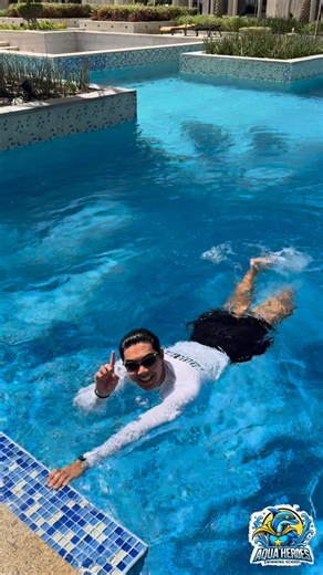 @aqua_heroes_dxb | 5 Exercises for Beginners in the Pool 🏊‍♂️ 1. Hold the wall with both hands — flutter kick in the water. Feel how your body aligns and... | Instagram
