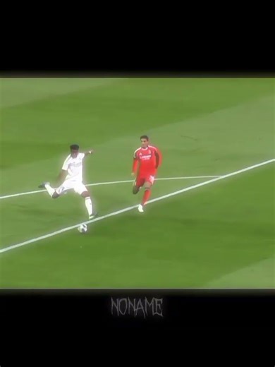 Benfica or Real Madrid ? 🐐 #viral #football