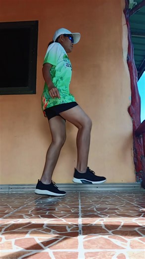 70 reactions · 19 comments | #shuffle #tutorial #runningMan #reverse #dance #exercise #ออกกำลังกายที่บ้าน #happy #Creator #digital #สร้างรายได้จากเนื้อหา #คลิปติดกระแส #คลิปล้านวิว #friends #fyp #highlight | พนิดา โอเว่น | Facebook