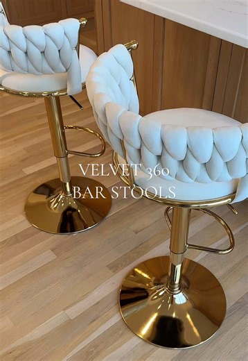 Can you believe the stunning velvet bar stools come as a set? The green and black are 💯🔥!Limited time deal now! #modernhomedecor #barstools #homedecorideas #cozyathome #tiktokshopcreatorpicks