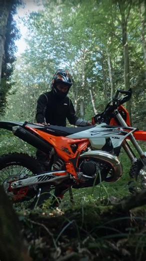 339K views · 24K reactions | Rate the freshly dropped 2026 KTM 300 EXC HARDENDURO. The most hardcore bike in our KTM EXC line-up! Hit the link in bio to explore the full spec. #KTM #ReadyToRace #KTM300EXC #HardEnduro #Enduro #2Stroke | KTM | Facebook