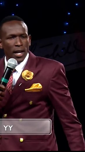 Dynamic Speech Performance on Stage