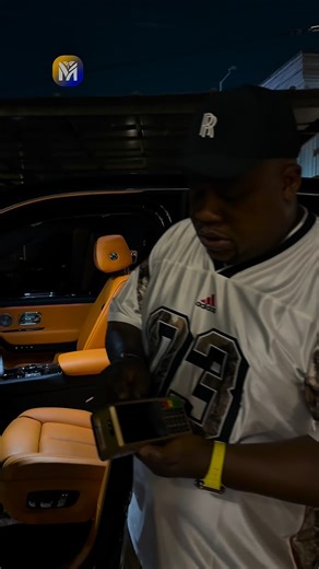 CelebrityBarMan💫 on Instagram: "I took delivery of my Premium @moremoneebank POS Machine, It’s So Smart & beautiful. I have 150 POS terminals to distribute to medium and large business owners and top merchants (hotels, filling stations, restaurants, supermarkets, etc). This machine has amazing features like Tap n Pay(withdrawing by just placing the card on top of the terminal), smart design, fast network, daily interest on the account, etc. To get this machine delivered to you personally by me 