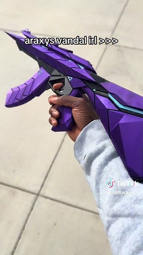 Valorant Araxys Vandal IRL: Real-Life Skin Showcase