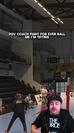 Volleyball Match: Analyzing the Chaotic Moments