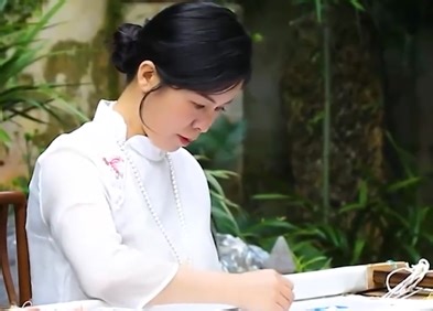 奋进的她们丨潮绣传承人谢秀华：在针线中养心，在传承中幸福  _光明网