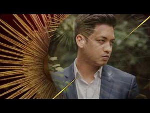 GRADUATION PROGRAM POWERPOINT TEMPLATE - ETHNIC GOLD