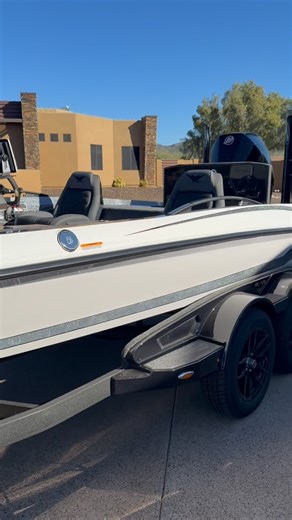 Super excited for my new 2026 Vexus VXS 21 with a Mercury 250 Pro XS, Garmin electronics, and Pro Guide batteries. @therealvexusboats @mercurymarine #vexusboats #mercurymarine | Brett Hite Fishing