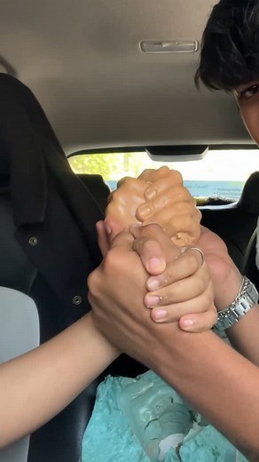 @crazyyuss_ on Instagram: "It's your sign to get a hand cast with your BESTFRIEND ✨🤝 #handcast #handcasting #drive #friends #explore #trending #fyp #fun"
