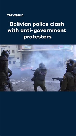 Bolivian police clash with anti-government protesters