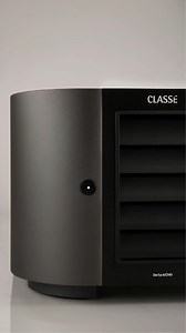 Classe Delta Mono Unboxing. Get ready to experience pure sonic perfection in the Homemation showroom with the unboxing of the Classe Delta Mono! This powerhouse amp is meticulously handcrafted in Japan, ensuring powerful, natural, and expansive sound with minimal noise or distortion. Perfection in every note. Every detail of the Delta Series is designed to easily control any loudspeaker. Paired with the Delta PRE Mk II, it forms the foundation for a truly exceptional audio system. Classe is excl