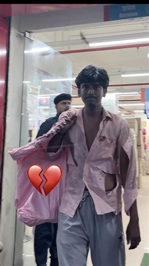 Testing Humanity🥺🥲| Social Experiment🥺❤️‍🩹|| #shorts #ytshorts #viral # #shortsfeed #fypシ #real
