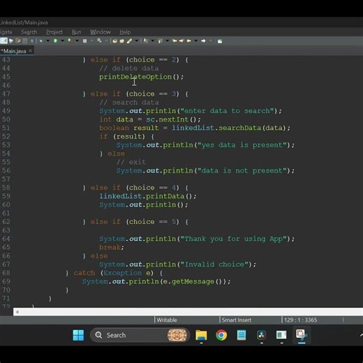 Main.java || Main Class of LinkedList in Java (Explained in 20s!)