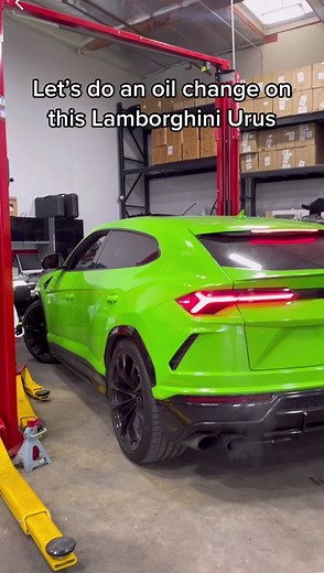 Lamborghini Urus Oil Change Guide