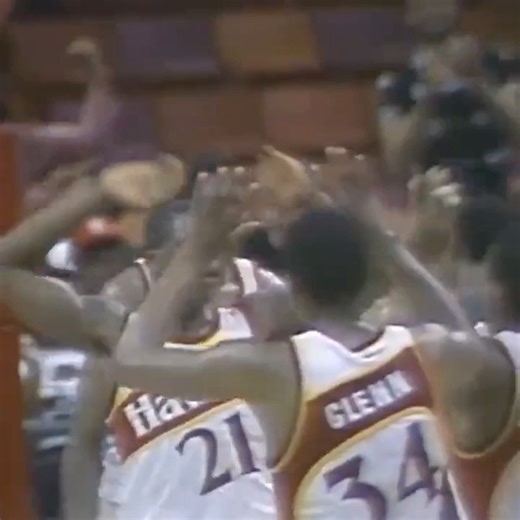 577K views · 11K reactions | One of the greatest dunkers of all-time 﫡 90 seconds of Dominique Wilkins most vicious dunks  #NBADunkWeek | Atlanta Hawks | Facebook