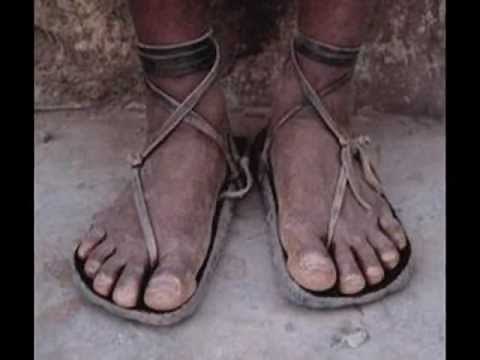 De Huaraches Y Sombrero - Daniel Ortiz