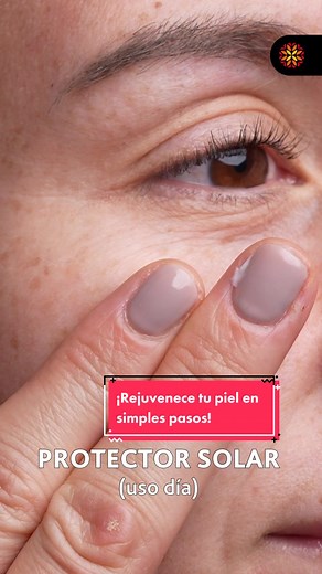 ¡Rejuvenece tu piel en simples pasos!😍🥰 Crea tu rutina de skincare con los increíbles productos de Revox Retinol capaces de proteger e hidratar cada área de tu rostro❤️ , además no olvides llevar tu bloqueador de UV defender de Lóréal en toda ocasión. ✨ Encuentra tu rutina perfecta de skincare en Preunic y Preunic.cl 🛍