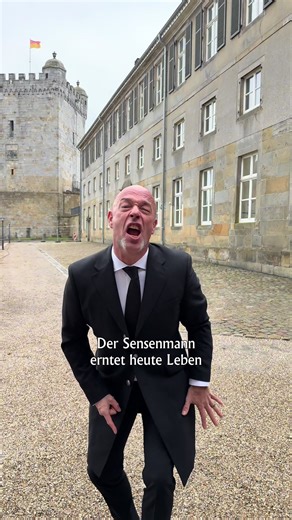 Exklusive Hörprobe: Brot und Spiele von UNHEILIG