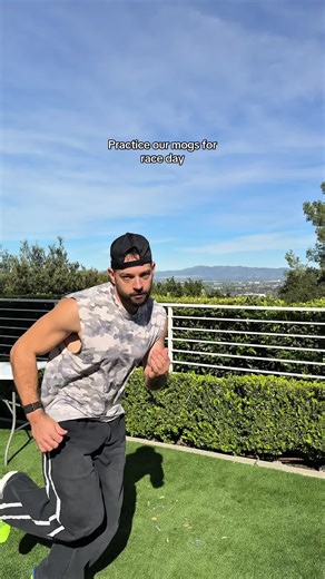 Nah cause I have to be ready cause ilya’s finna film everything @Xeela @ilyafeddy #kristencruz #ilya #running #trending