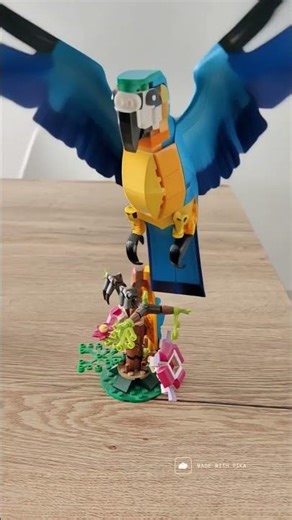 LEGO Transformer Parrot 🚀🦜 2025 | Flying Build #Shorts