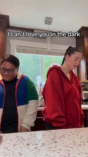 62K reactions · 550 comments | Just a couple of singers belting Adele! @laurenspencersmith #adele #singingvideo #singers #loveinthedark | Raymond Salgado | Facebook