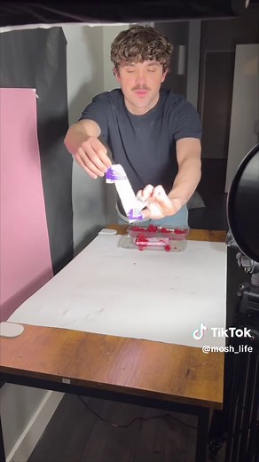 Exploring Valentine's Day with Mosh Moments