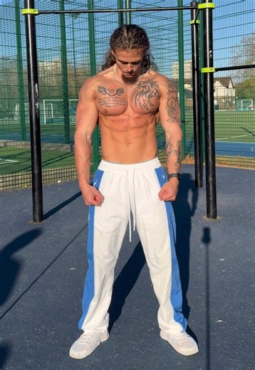Calisthenics & Leg Day: Unbroken Sets & Nike Gym Workout
