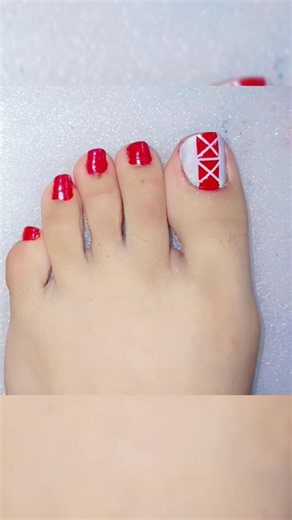 easy nail art for toe💅❤️ #naildesigns #nailart #simplenails #youtubeshorts #ytshorts #shorts #viral