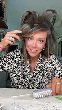 Backcombing with the Hair Shark 🦈