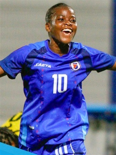 Kerdina Lamour: Star Player in U-17 Soccer Team