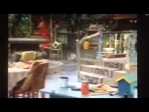 Kids leave for Barney's Best Manners (2003 Version)