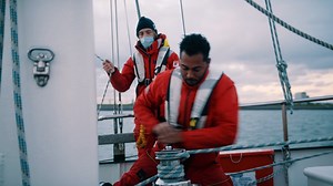 On a mission to restore 1 million hectares of ocean biodiversity by 2040, the Sea Ranger Service makes it possible for people to work as a team to make such a change. "I believe that if we as a human race want to stay on this planet, we should open up our eyes for the warnings the earth is giving us – and act together. " - Emilie De Block, Sea Ranger ⚓ 🇳🇱 | Helly Hansen