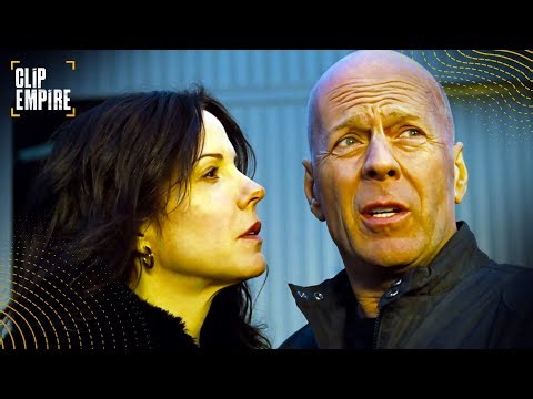 Frank Destroys the Getaway Plane | RED 2