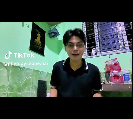Phyo Pyi Sone Naing သည် TikTok ပေါ်တွင် ရှိသည်