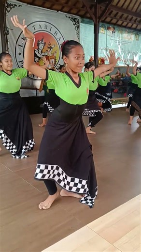 Tidak semua proses terlihat indah, tapi setiap usaha selalu bermakna #viralvideo #dance