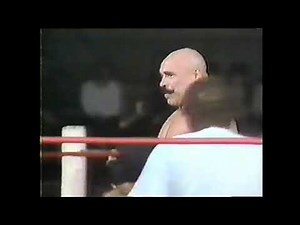 Iron Sheik vs Jobber Frank Marconi WWF 1984