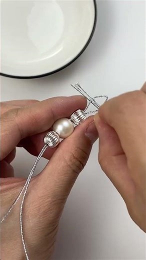 How to thread multi-strand threads with small hole beads, DIY, handmade jewelry, production process