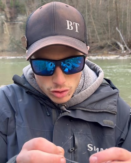 Jigging small marabou jigs under floats can be really effective on late fall and winter steelhead. Our favorite color is white but these Challenger jigs come in a variety of colors for all water conditions. Perfect for covering water and fishing tough drifts, marabou jigs are always in our gear bag. . . #jigfishing #steelhead #steelheadfishing | Buffalo Tackle