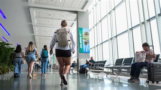 Looking forward to fall break? When to book your flights and get the cheapest tickets