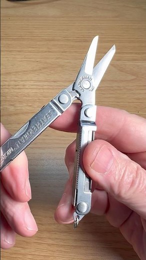 ✂️Do Scissors on a multitool actually work? #tools #edc #leatherman ✂️