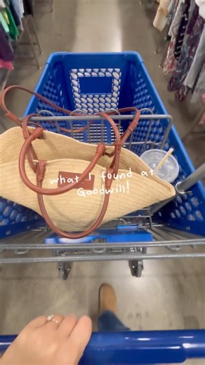 let’s go thrifting 🛒 #thrift #thriftstorefinds #thriftwithme #goodwill #thrifthaul