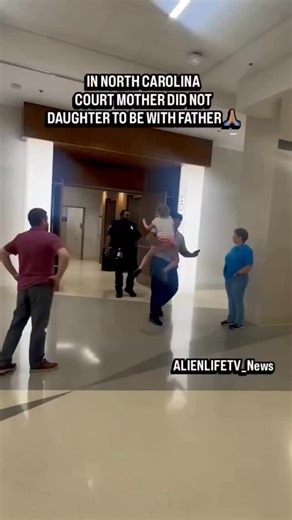 Pay attention to the daughter's reaction, the previous comment section did not...😂 that little girl loves her Daddy. #father #mother #custodyexchange #daughter | 50 50 DAD