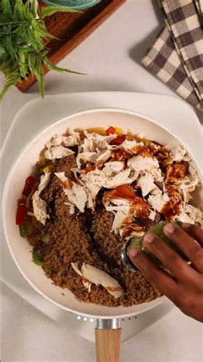 Fast Quinoa Fried Rice with Chicken