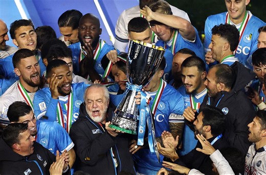 Napoli-boss med stikpille: Tvivlede I på Conte?